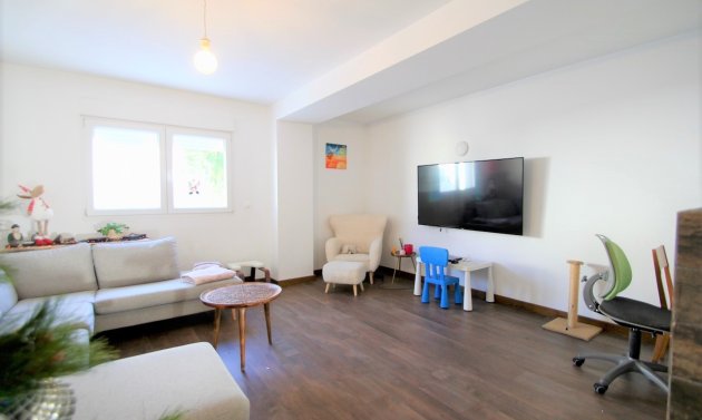 Resale - Villa -
Rojales - Ciudad Quesada