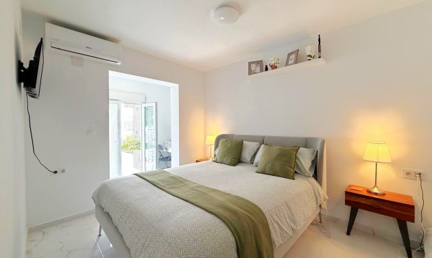 Resale - Townhouse -
Orihuela Costa - Villamartín