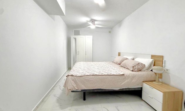 Resale - Townhouse -
Orihuela Costa - Villamartín