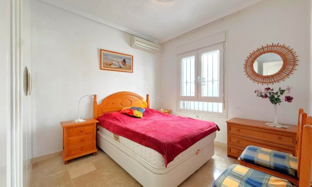 Resale - Apartment -
Orihuela Costa - Villamartín