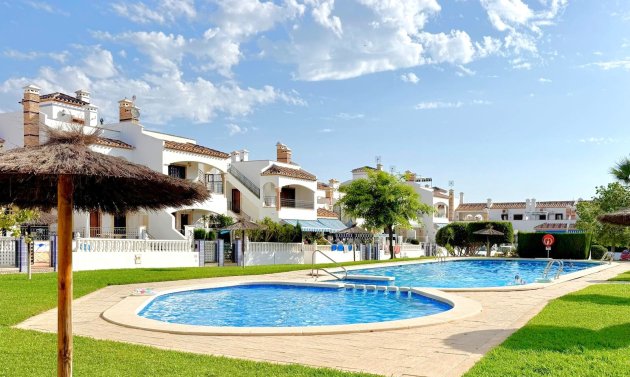 Resale - Apartment -
Orihuela Costa - Villamartín