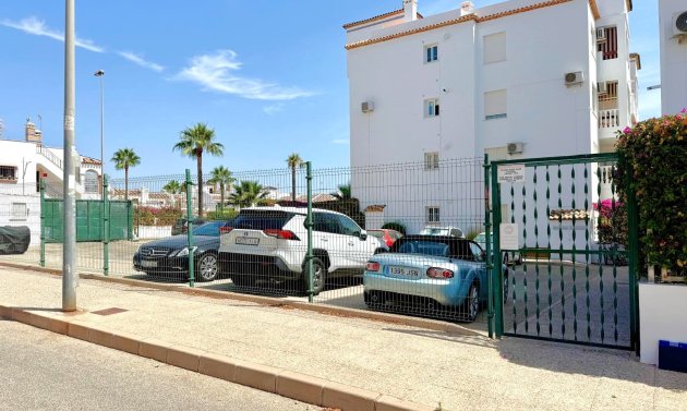 Resale - Apartment -
Orihuela Costa - Villamartín
