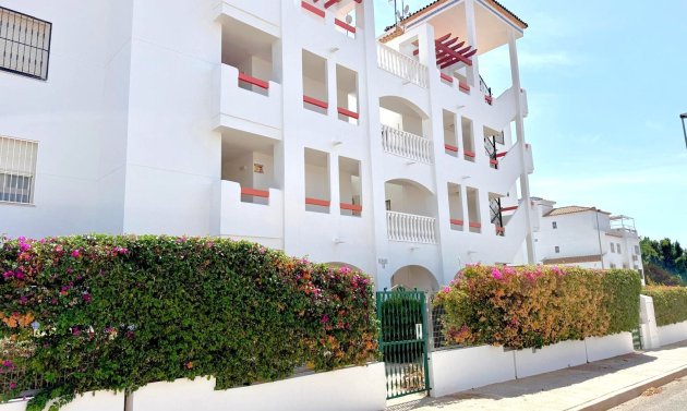 Resale - Apartment -
Orihuela Costa - Villamartín