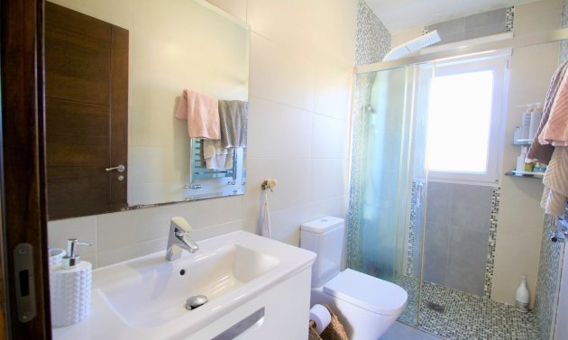 Resale - Villa -
Rojales - Ciudad Quesada
