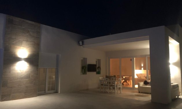 Obra nueva - Villa -
Aspe - urbanizaciones