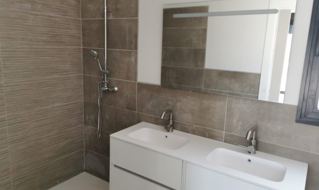 Obra nueva - Villa -
Pinoso - Casas Pastor