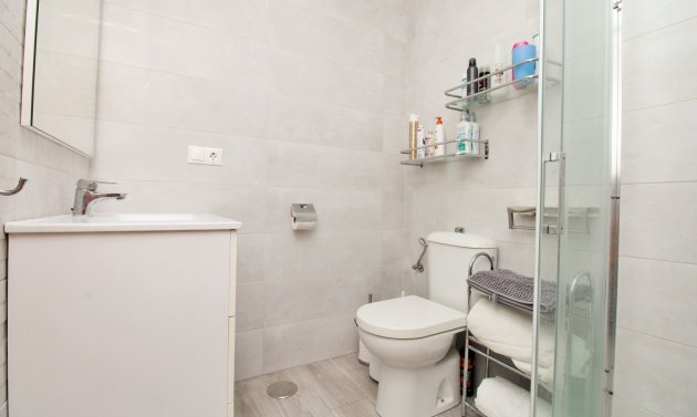 Resale - Apartment -
Villamartín - Las Violetas