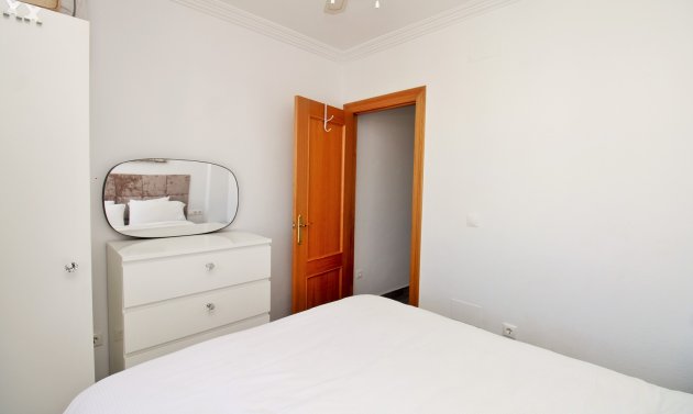 Resale - Apartment -
Villamartín - Las Violetas