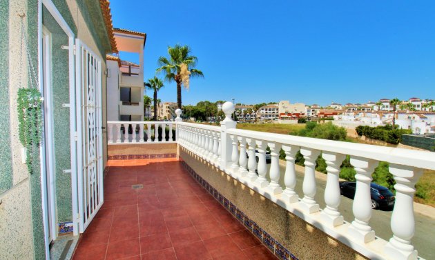 Resale - Apartment -
Villamartín - Las Violetas