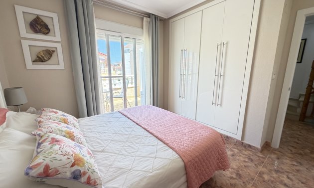 Återförsäljning - Radhus -
La Zenia