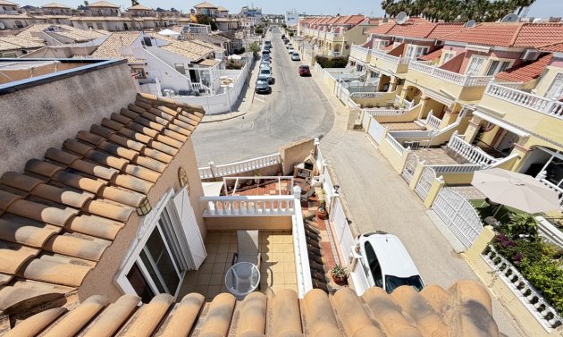 Återförsäljning - Radhus -
La Zenia