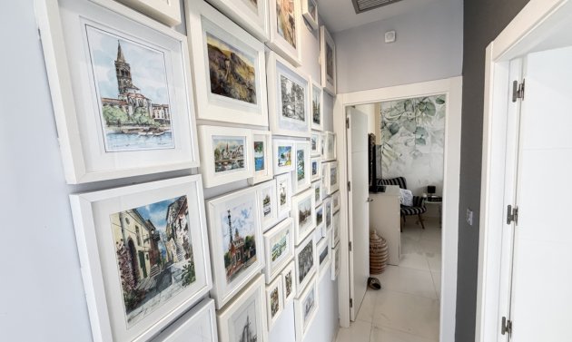 Resale - Villa -
Villamartín - Villamartin
