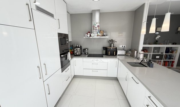 Resale - Villa -
Villamartín - Villamartin