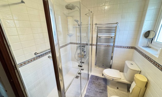 Resale - Villa -
Cabo Roig