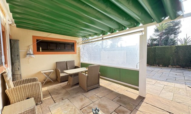 Resale - Villa -
Cabo Roig