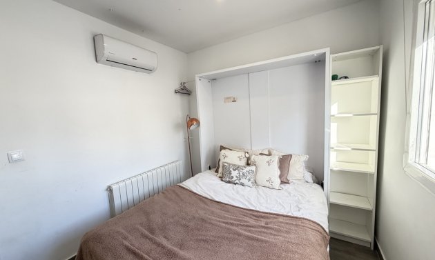 Resale - Villa -
Villamartín - Villamartin