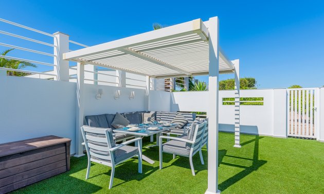 Reventa - Villa -
Torremendo