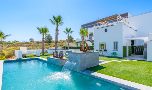 Reventa - Villa -
Torremendo