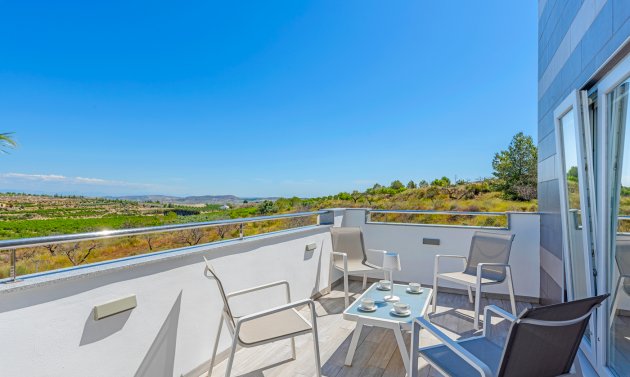 Reventa - Villa -
Torremendo