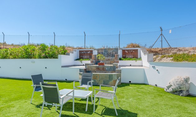 Reventa - Villa -
Torremendo