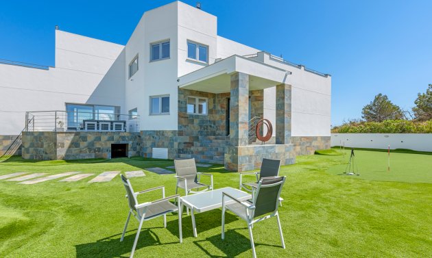 Reventa - Villa -
Torremendo