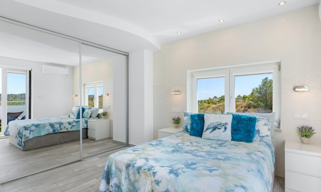 Reventa - Villa -
Torremendo