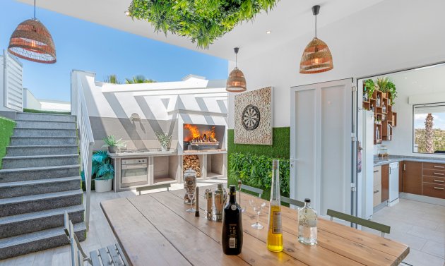 Reventa - Villa -
Torremendo