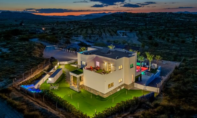 Reventa - Villa -
Torremendo