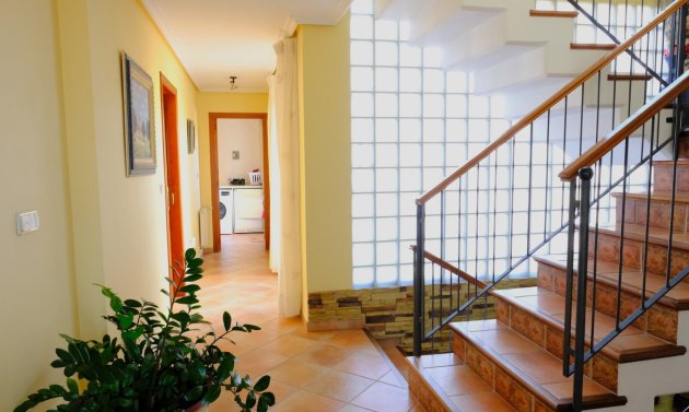 Reventa - Finca -
Orihuela Costa - Orihuela