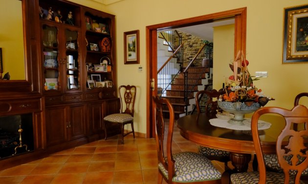Reventa - Finca -
Orihuela Costa - Orihuela