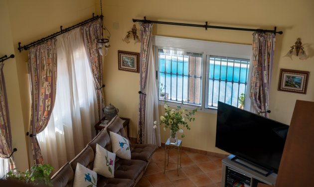 Reventa - Finca -
Orihuela Costa - Orihuela
