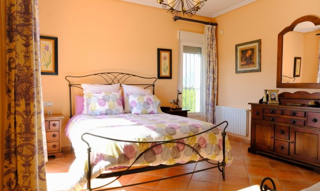 Reventa - Finca -
Orihuela Costa - Orihuela