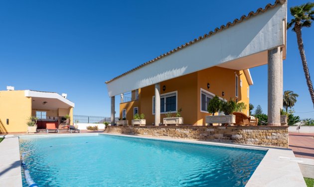 Reventa - Finca -
Orihuela Costa - Orihuela