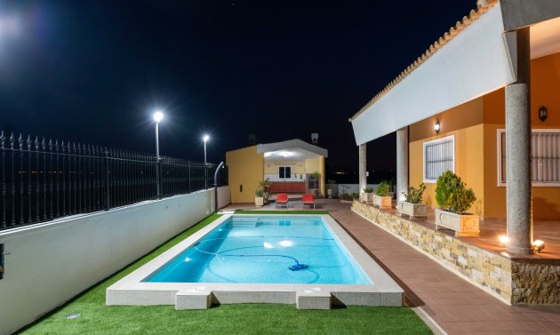 Reventa - Finca -
Orihuela Costa - Orihuela