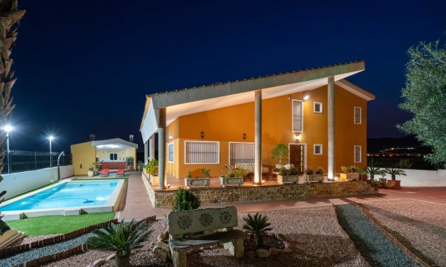 Reventa - Finca -
Orihuela Costa - Orihuela