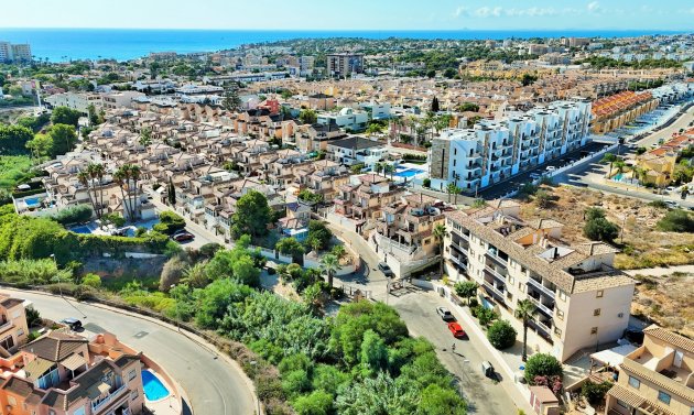 Återförsäljning - Lägenhet -
Playa Flamenca