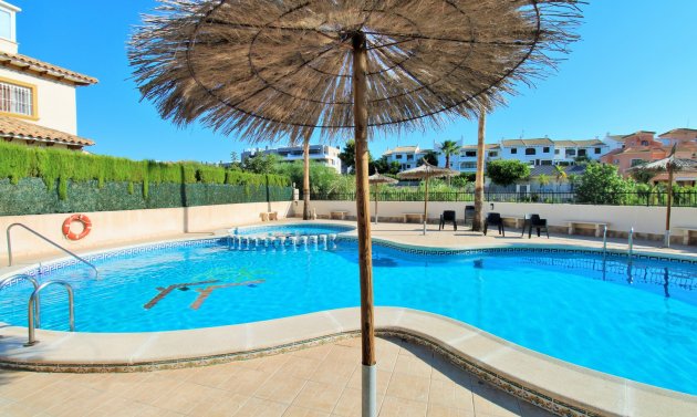 Återförsäljning - Lägenhet -
Playa Flamenca