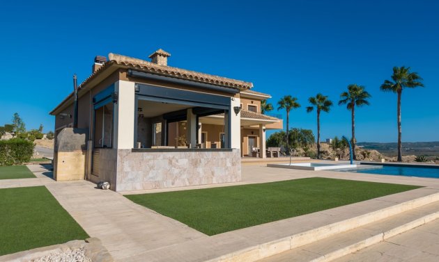 Återförsäljning - Villa -
Torremendo
