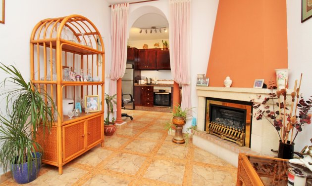 Reventa - Apartament -
Villamartín - PAU 8