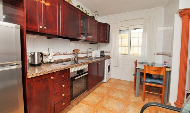 Reventa - Apartament -
Villamartín - PAU 8