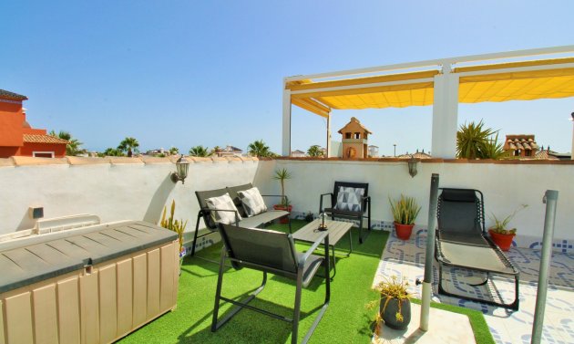 Reventa - Apartament -
Villamartín - PAU 8