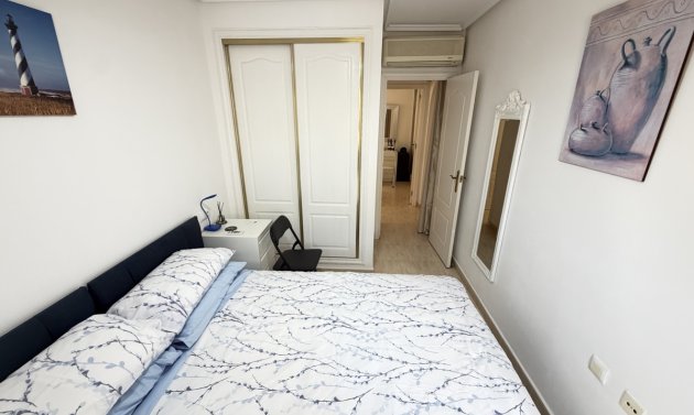 Resale - Townhouse -
Villamartín - Villamartin