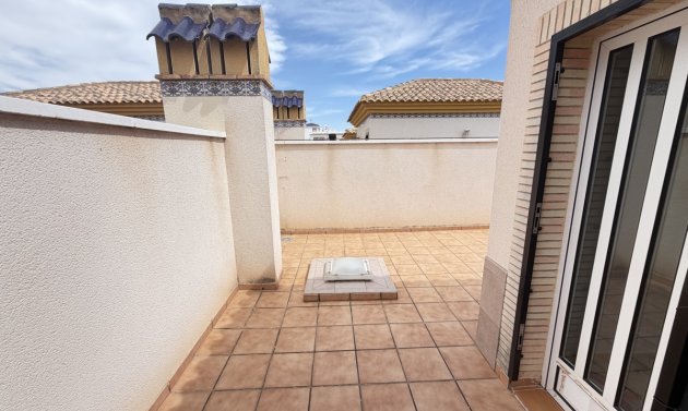 Resale - Townhouse -
Villamartín - Villamartin
