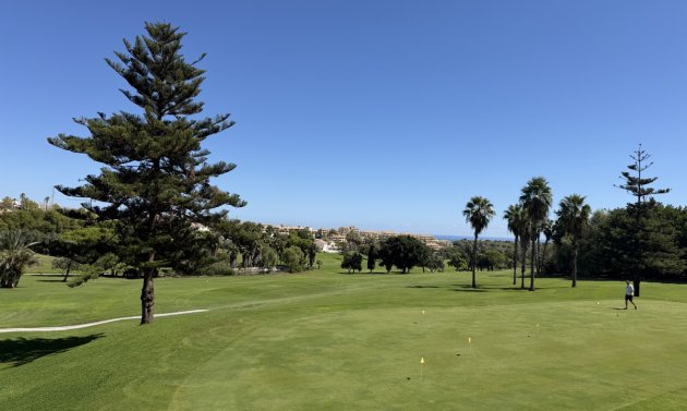 Reventa - Adosado -
Campoamor Golf