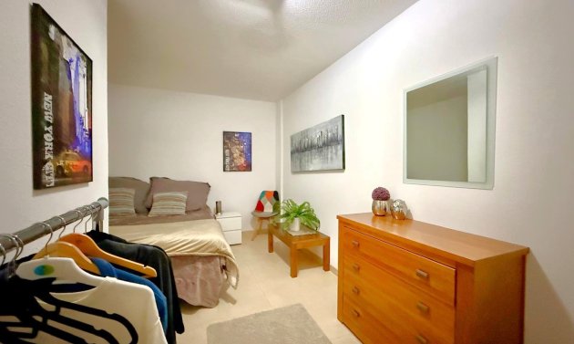 Resale - Apartament -
Orihuela Costa - Villamartín