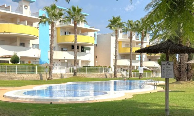 Resale - Apartament -
Orihuela Costa - Villamartín