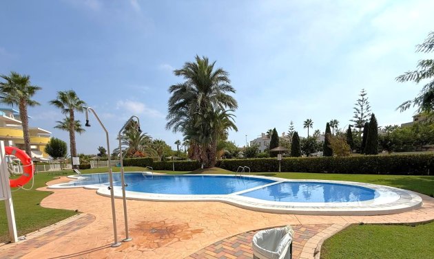 Resale - Apartament -
Orihuela Costa - Villamartín