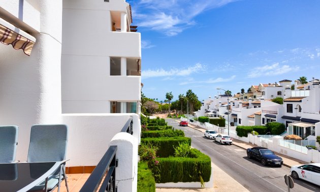 Wiederverkauf - Apartment - Top Floor -
Orihuela Costa - Villamartín