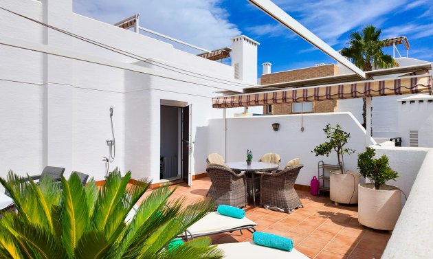 Wiederverkauf - Apartment - Top Floor -
Orihuela Costa - Villamartín