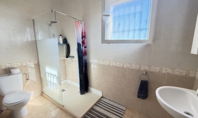 Återförsäljning - Villa -
Gea y Truyols